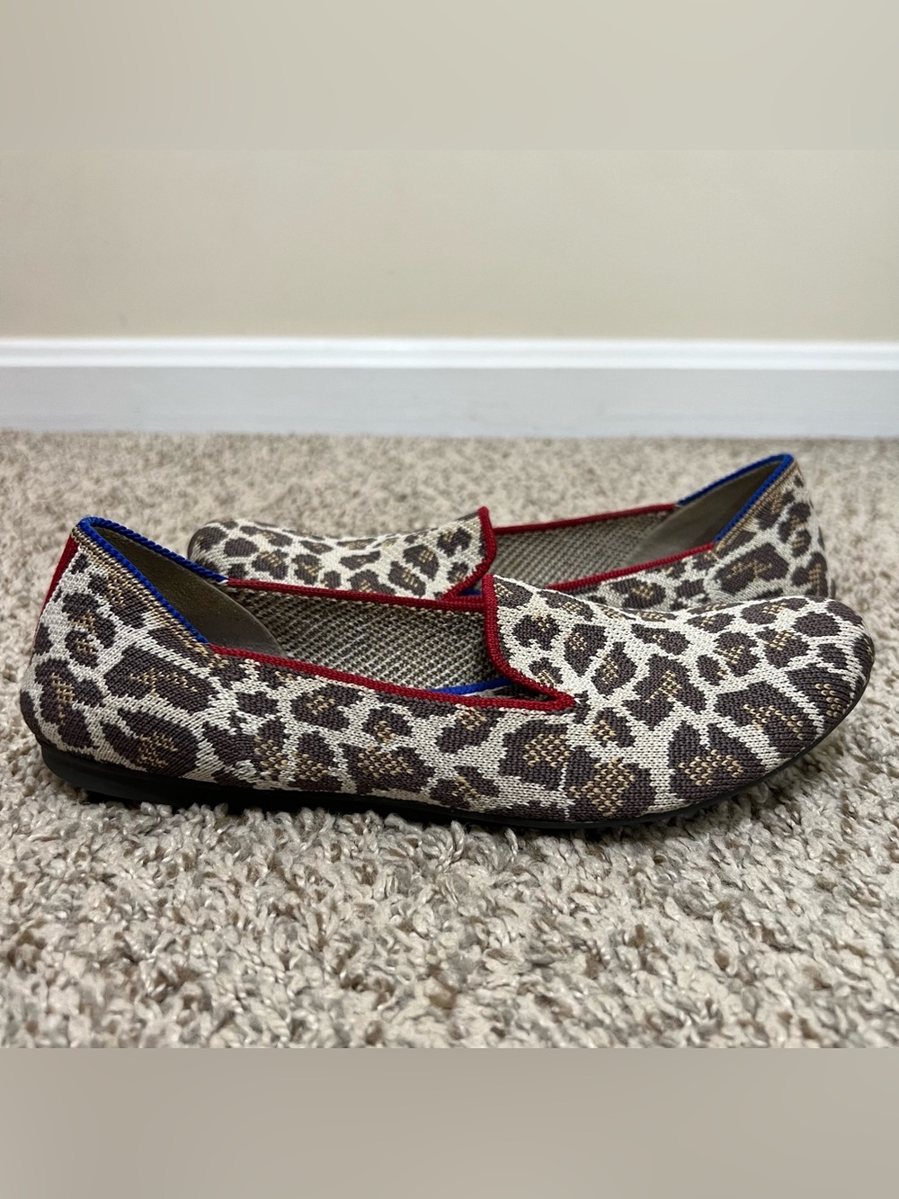Rothy’s The Loafer Mocha Spot Leopard Print Slip-On Flats with Red Trim Size 6